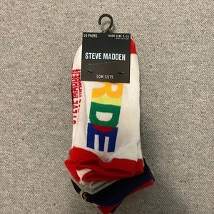 Steve Madden Pride Socks